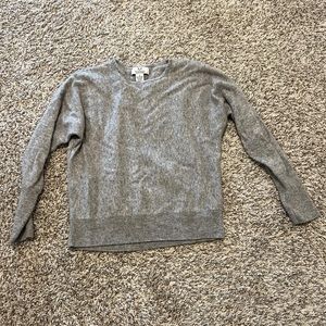 Women’s grey magaschoni cashmere sweater